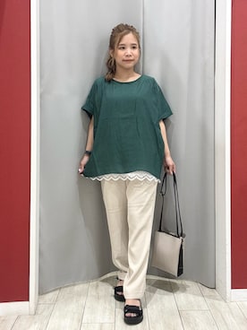 「SHOO・LA・RUE（シューラルー）の【接触冷感】さらさらぷるん イージーテーパードパンツ（その他パンツ）」を使った、shio さん（レディース・143cm）の夏コーディネート