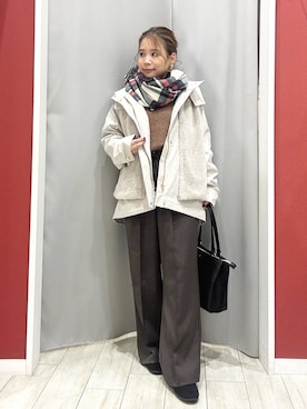 「アイテム（ストール/ショール）」を使った、shio さん（レディース・143cm）の秋コーディネート