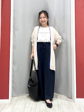 「SHOO・LA・RUE（シューラルー）の【お袖丈選べる/UV/毛玉になりにくい】配色デザインがポイント ひんやりボタンレスカーディガン（カーディガン/ボレロ、ベージュ系）」を使った、shio さん（レディース・143cm）の夏コーディネート