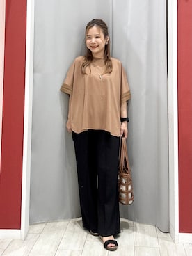 「SHOO・LA・RUE（シューラルー）の【ひんやり/UV】お袖レースが上品 ゆったりとろみトップス（Tシャツ/カットソー、ブラウン系）」を使った、shio さん（レディース・143cm）の夏コーディネート