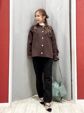 「アイテム（ネックレス）」を使った、shio さん（レディース・143cm）の秋コーディネート