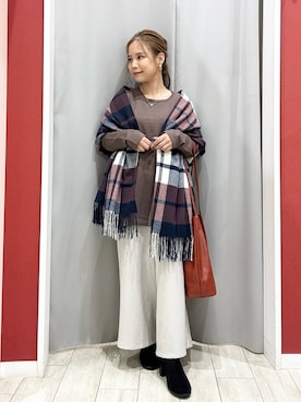 「アイテム（ストール/ショール）」を使った、shio さん（レディース・143cm）の秋コーディネート