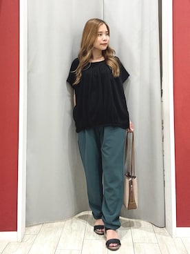 「アイテム（ショルダーバッグ）」を使った、shio さん（レディース・143cm）の夏コーディネート
