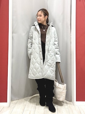 「アイテム（ネックレス）」を使った、shio さん（レディース・143cm）の秋コーディネート