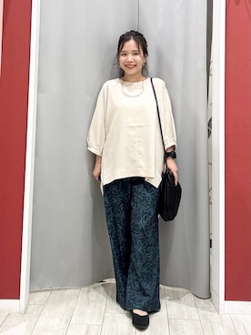 「SHOO・LA・RUE（シューラルー）の【インせず着られる/洗濯後しわになりにくい】しぼしぼドルマンブラウス（シャツ/ブラウス、ベージュ系）」を使った、shio さん（レディース・143cm）の夏コーディネート