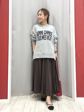 「アイテム（スウェット）」を使った、shio さん（レディース・143cm）の秋コーディネート