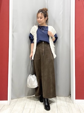 「アイテム（ベスト）」を使った、shio さん（レディース・143cm）の秋コーディネート