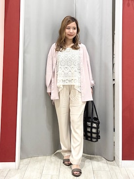 「SHOO・LA・RUE（シューラルー）の【S-LL/洗濯機可】後ろ姿も抜かりなく バックレースアップシャツ（シャツ/ブラウス、ピンク系）」を使った、shio さん（レディース・143cm）の春コーディネート