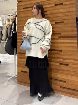 「アイテム（バレッタ/ヘアクリップ）」を使った、かおりさん（レディース・147cm）の秋コーディネート