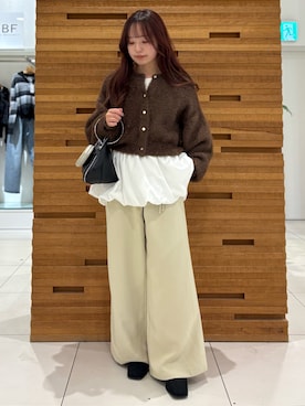 「アイテム（カーディガン/ボレロ）」を使った、かおりさん（レディース・147cm）の秋コーディネート
