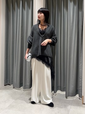 「アイテム（スラックス）」を使った、MEGUMI  さん（レディース・154cm）の冬コーディネート