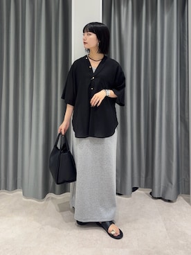 「DouDou（ドゥドゥ）のシャンブレーVVシャツ（シャツ/ブラウス、ブラック系）」を使った、MEGUMI  さん（レディース・154cm）の夏コーディネート