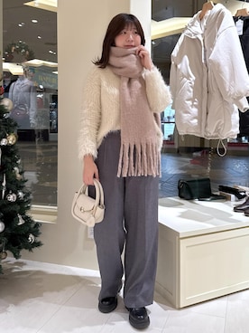 「アイテム（ストール/ショール）」を使った、おゆきさん（レディース・165cm・30代）の冬コーディネート