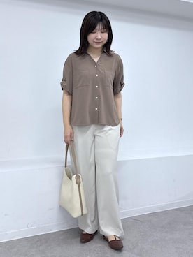 「ROPE' PICNIC（ロペピクニック）のTストラップセパレートパンプス（パンプス、ブラウン系）」を使った、おゆきさん（レディース・165cm）の春コーディネート
