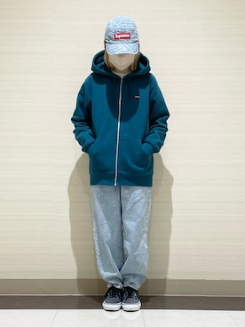 「Supreme （シュプリーム）のアイテム」を使った、kuuuさん（レディース・155cm）の冬コーディネート