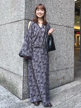 「Ungrid（アングリッド）のアイテム（シャツ/ブラウス）」を使った、外薗杏奈さん（レディース・158cm）の秋コーディネート