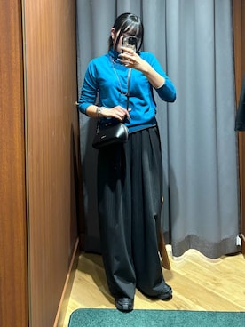 「アイテム（バングル/リストバンド）」を使った、mikuriさん（レディース・157cm・20代）の秋コーディネート