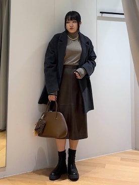 「アイテム（ヘアゴム）」を使った、mikuriさん（レディース・157cm）の秋コーディネート