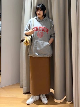 「アイテム（キーホルダー）」を使った、mikuriさん（レディース・157cm）の秋コーディネート