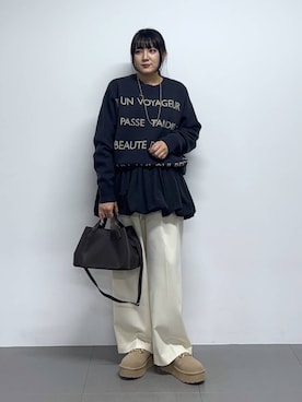 「アイテム（スリッポン）」を使った、mikuriさん（レディース・157cm）の秋コーディネート