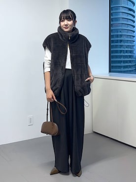 「アイテム（スラックス）」を使った、mikuriさん（レディース・157cm・20代）の秋コーディネート