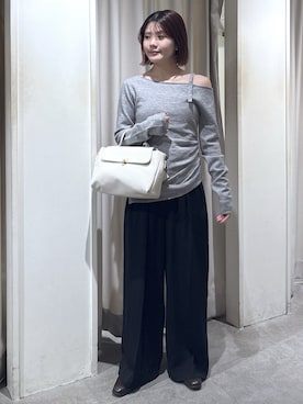 「アイテム（スラックス、ブラック系）」を使った、serika79さん（レディース・151cm）の秋コーディネート