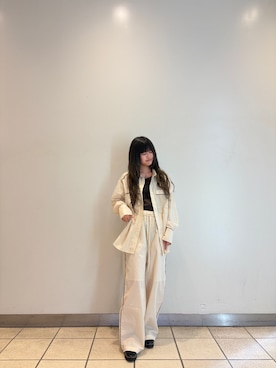 「ITEMS URBANRESEARCH（アイテムズ アーバンリサーチ）のフハクキリカエタンクトップ（タンクトップ、ブラウン系）」を使った、ナツキさん（レディース・156cm）の春コーディネート
