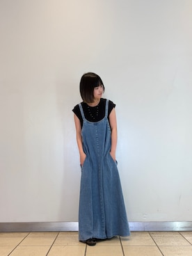 「ITEMS URBANRESEARCH（アイテムズ アーバンリサーチ）の綿麻デニムキャミワンピース（ワンピース、ブルー系）」を使った、natsukiさん（レディース・156cm）の夏コーディネート