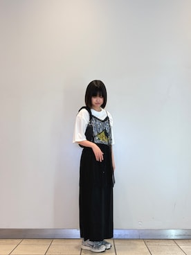 「ITEMS URBANRESEARCH（アイテムズ アーバンリサーチ）のカットタイトスカート（スカート、ブラック系）」を使った、natsukiさん（レディース・156cm）の夏コーディネート