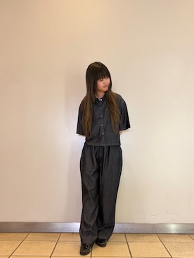 「ITEMS URBANRESEARCH（アイテムズ アーバンリサーチ）のレーヨンデニム半袖シャツ（シャツ/ブラウス、ブルー系）」を使った、ナツキさん（レディース・156cm）の春コーディネート