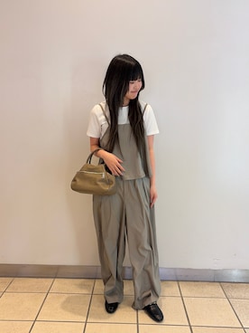 「ITEMS URBANRESEARCH（アイテムズ アーバンリサーチ）のインナー付きリネンライクセットアップ（ワンピース、グリーン系）」を使った、ナツキさん（レディース・156cm）の春コーディネート
