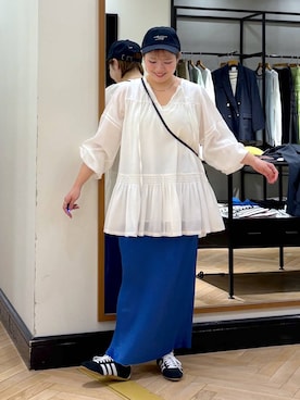 「A part by（アパートバイ）のプリーツイージータイトスカート2（スカート、ブルー系）」を使った、haruさん（レディース・163cm）の春コーディネート