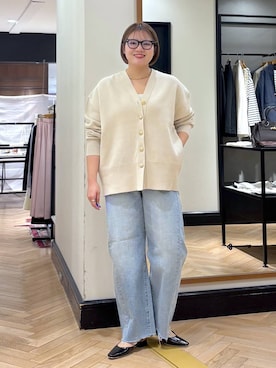 「A part by（アパートバイ）のスポンディッシュVカーディガン（カーディガン/ボレロ、ホワイト系）」を使った、haruさん（レディース・163cm）の冬コーディネート