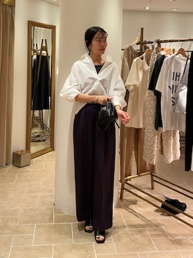 「GALLARDAGALANTE（ガリャルダガランテ）のスキッパーシャツ（シャツ/ブラウス、ホワイト系）」を使った、gg___mmmiさん（レディース・163cm）の春コーディネート