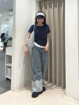 「SENSE OF PLACE by URBAN RESEARCH(センスオブプレイスバイアーバンリサーチ)のフリルドレープトップ(Tシャツ/カットソー、ブルー系)」を使った、ざわわんさん(レディース・163cm)の夏コーディネート