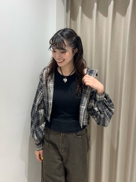 「アイテム（タンクトップ）」を使った、ざわわんさん（レディース・163cm・20代）の秋コーディネート