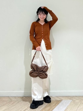 「SENSE OF PLACE by URBAN RESEARCH（センスオブプレイスバイアーバンリサーチ）のパッチワークVネックカーディガン（カーディガン/ボレロ）」を使った、ざわわんさん（レディース・163cm）の秋コーディネート