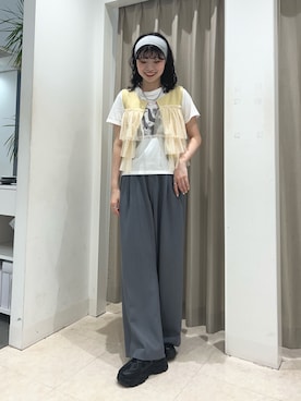 「SENSE OF PLACE by URBAN RESEARCH(センスオブプレイスバイアーバンリサーチ)の『イージーケア/速乾/UVカット/接触冷感』ツータックルーズスラックス(その他パンツ、グレー系)」を使った、ざわわんさん(レディース・163cm)の春コーディネート