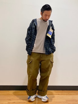 「アイテム（カーゴパンツ）」を使った、kjsaaanさん（メンズ・170cm）の夏コーディネート