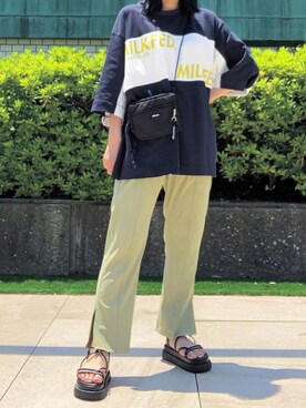 小南知世さん（レディース・153cm）の夏コーディネート