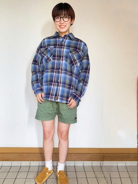 鶴岡 彩由李(つるおか さゆり)さんのコーディネート