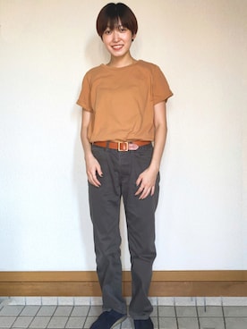 「OZOC（オゾック）のアイテム（Tシャツ/カットソー）」を使った、鶴岡 彩由李(つるおか さゆり)さん（レディース・163cm）の秋コーディネート