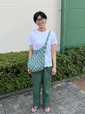 鶴岡 彩由李(つるおか さゆり)さんのコーディネート