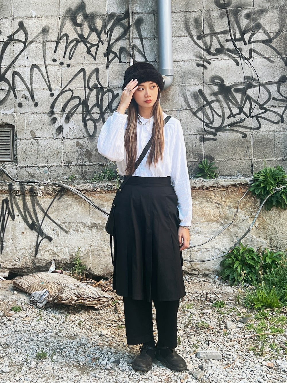 「休日コーデ、今日のコーデ、Hong Kong、handmade、black and white」｜「mio.sankilogramのアイテム（その他パンツ、ブラック系）」を使った、sankilogram さん（レディース・166cm）の春コーディネートの1枚目の写真