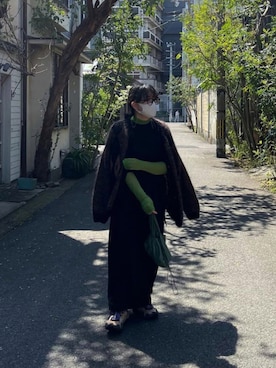 「ワンピース×スニーカー」｜「アイテム（その他アウター）」を使った、kanakoさん（レディース・162cm）の秋コーディネート