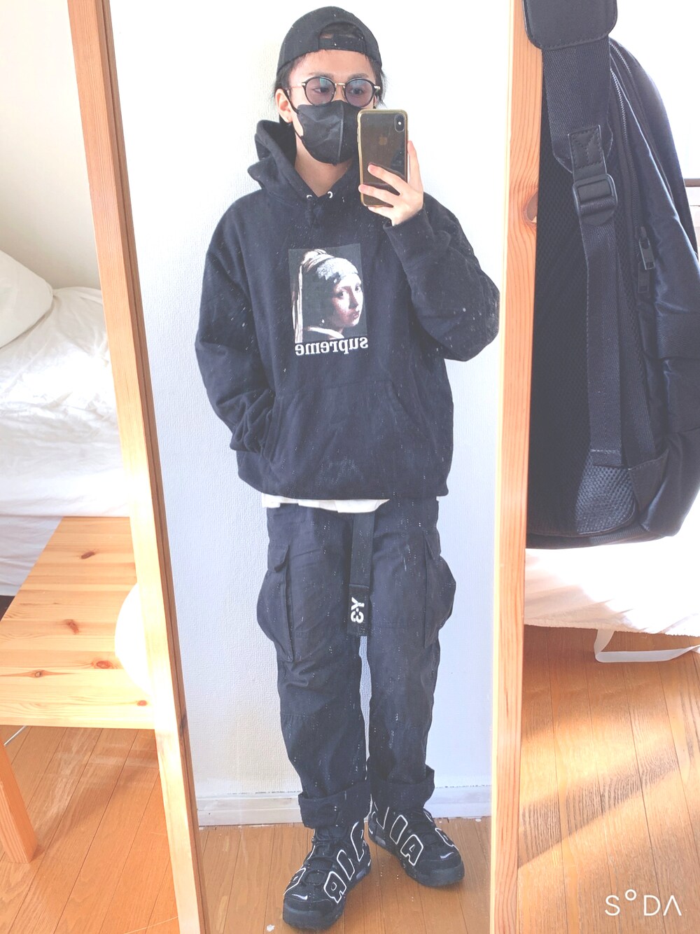 「今日のコーデ、カジュアル、おしゃれさんと繋がりたい、スニーカー、ワントーンコーデ、レイヤードスタイル、カーゴパンツ」｜「Y-3のY-3 LOGO CAP（キャップ、ブラック系）」を使った、ENBさん（メンズ・164cm）の冬コーディネートの1枚目の写真