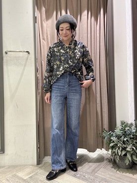 「grove（グローブ）のカスリフラワープリントブラウス（シャツ/ブラウス、グリーン系）」を使った、micca0118さん（レディース）の秋コーディネート
