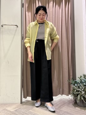 「grove（グローブ）の【大人の抜け感スタイル】ストライプアソートシアーオーバーシャツ（シャツ/ブラウス、グリーン系）」を使った、micca0118さん（レディース）の春コーディネート