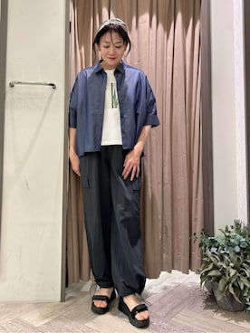 「grove（グローブ）の【夏に嬉しい機能付き】ドルマンクロップドシャツ（シャツ/ブラウス、ブルー系）」を使った、micca0118さん（レディース）の春コーディネート
