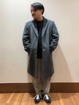 「アイテム（チェスターコート）」を使った、TORU OKIさん（メンズ・163cm）の冬コーディネート